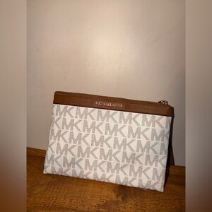 Michael Kors Vanilla & Acorn Logo Wristlet Clutch